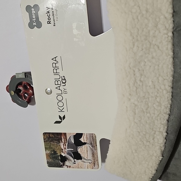 XL Dog Koolaburra By UGG Vest - Picture 4 of 11